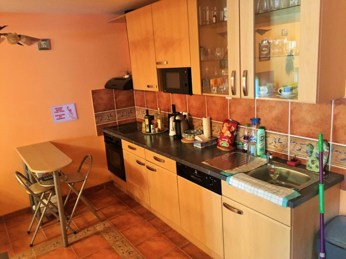 Medvedi Boudy Villa Loučná pod Klínovcem Exteriör bild